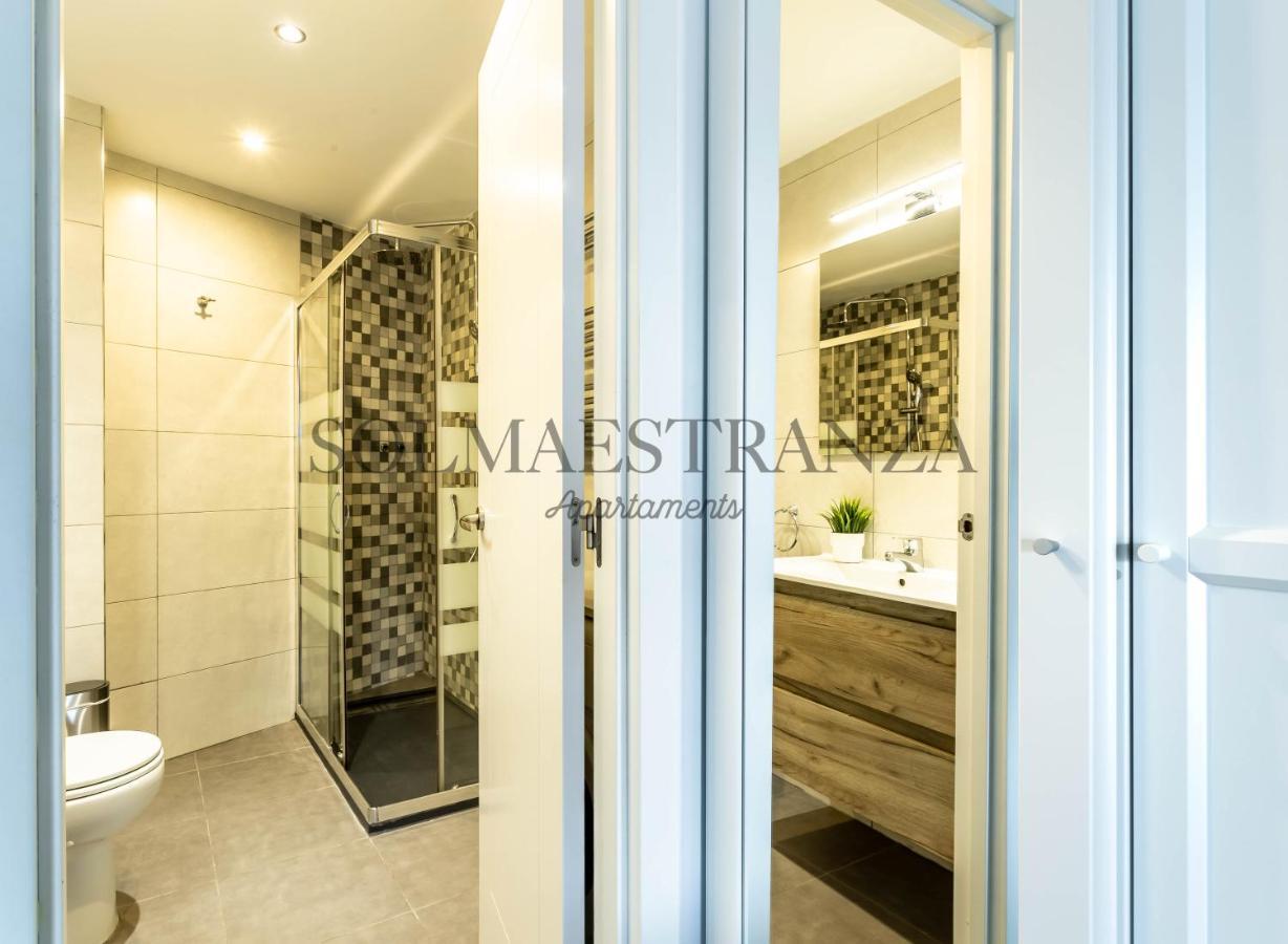 Atarazanas Apartment By Sol Maestranza Малага Экстерьер фото